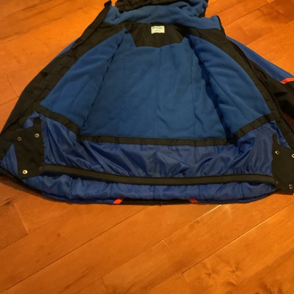 Boys winter jacket - Picture 3 of 6